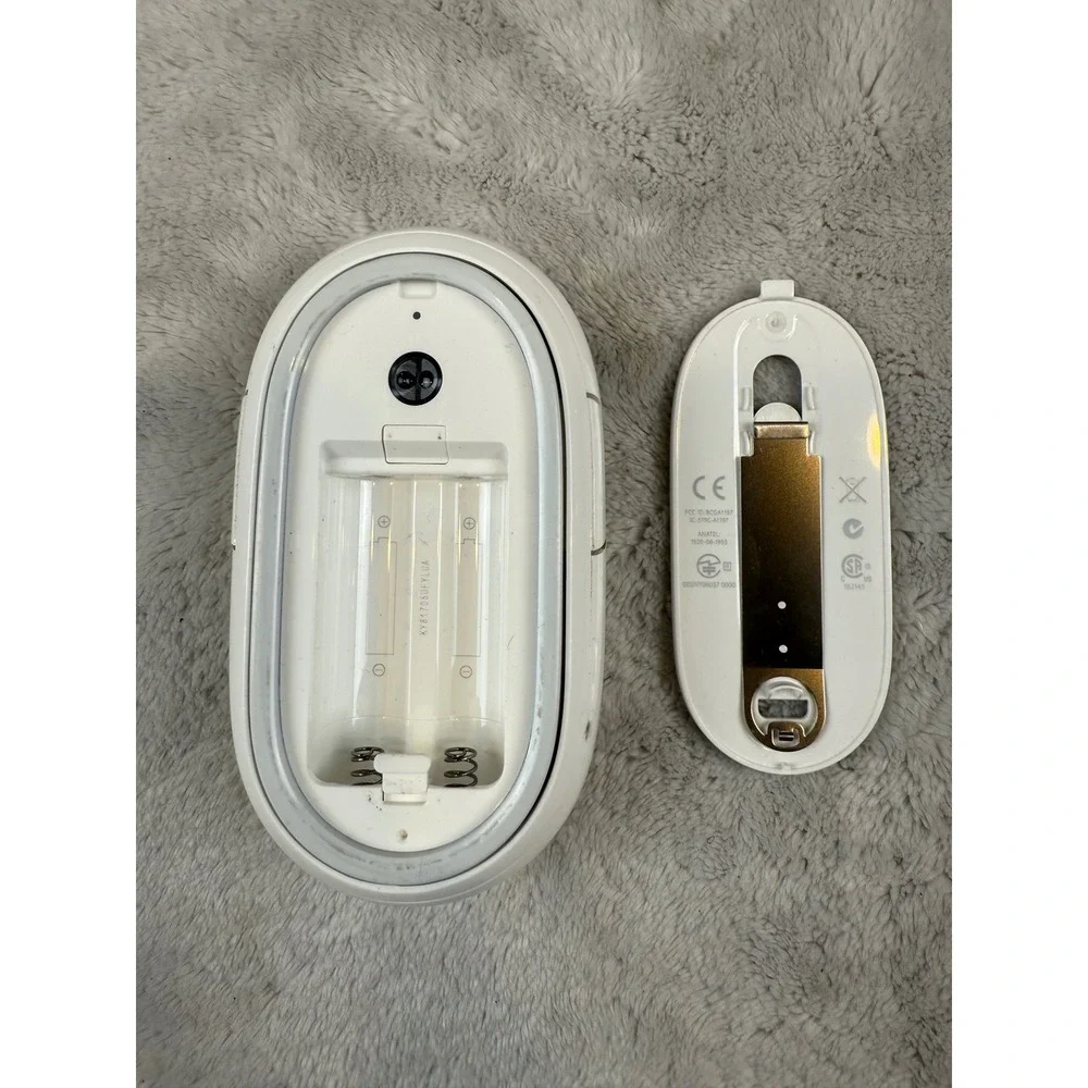 Apple Wireless Mighty Mouse Model A1197 White Bluetooth Optical Mouse MB111LL/A